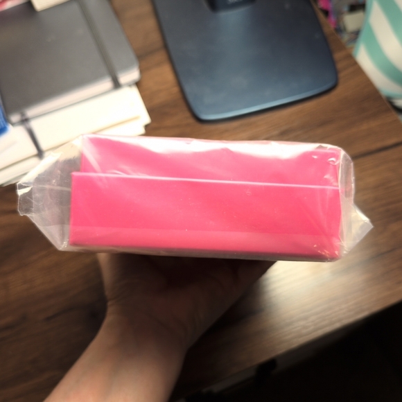 Trina Swirl Pattern Large Zip Wallet Sealed Never Opened. Nwt - Picture 3 of 5